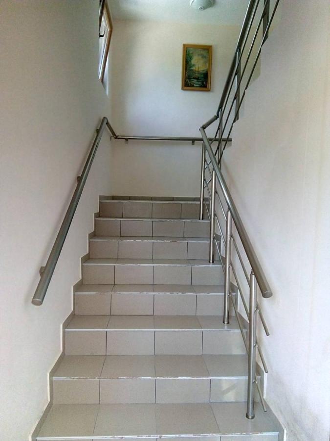 Alfa Guest Rooms With Parking Βάρνα Εξωτερικό φωτογραφία