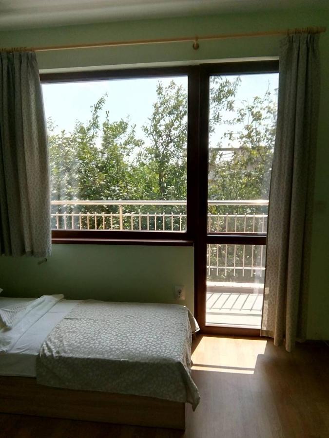 Alfa Guest Rooms With Parking Βάρνα Εξωτερικό φωτογραφία