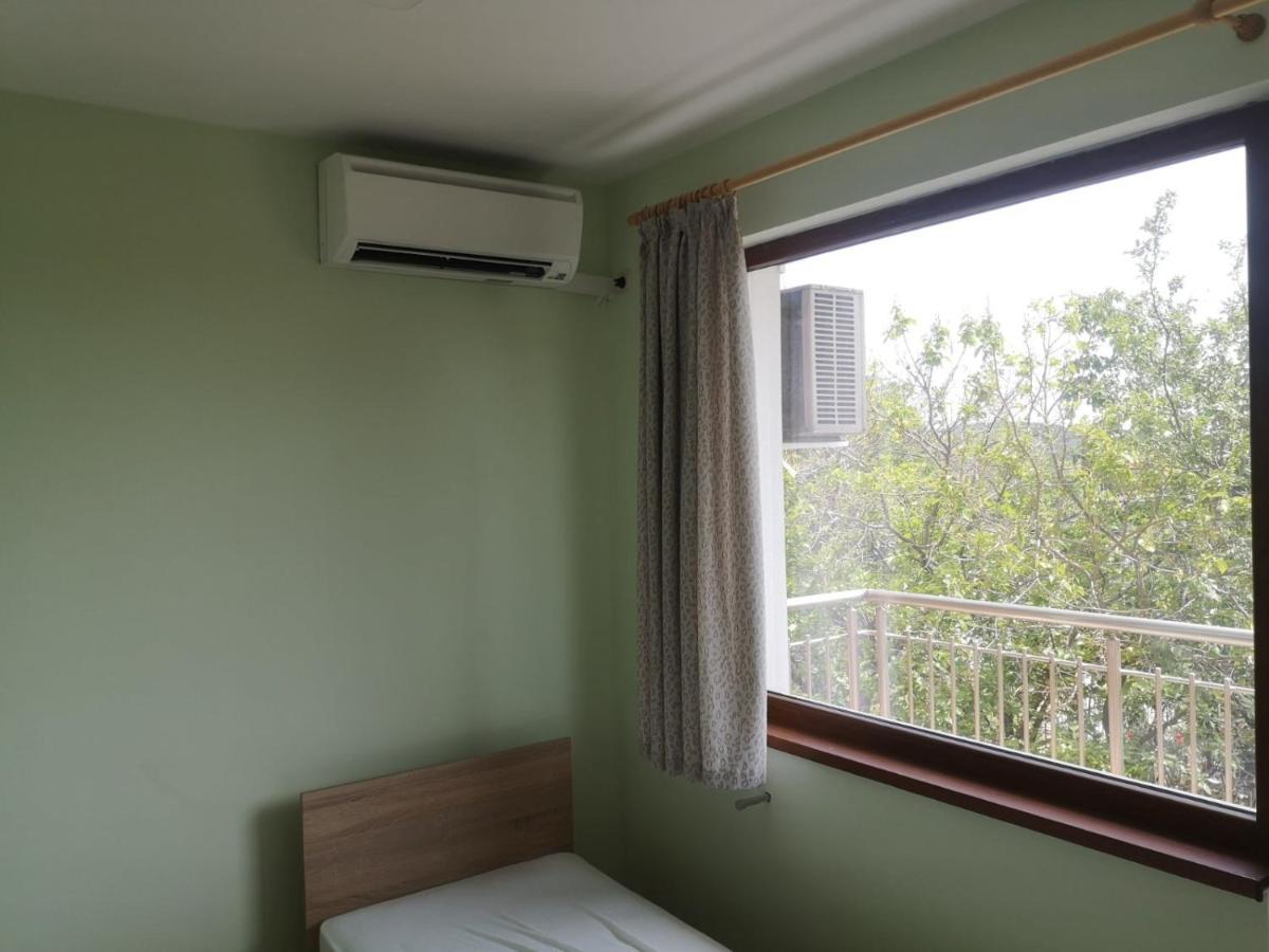 Alfa Guest Rooms With Parking Βάρνα Εξωτερικό φωτογραφία